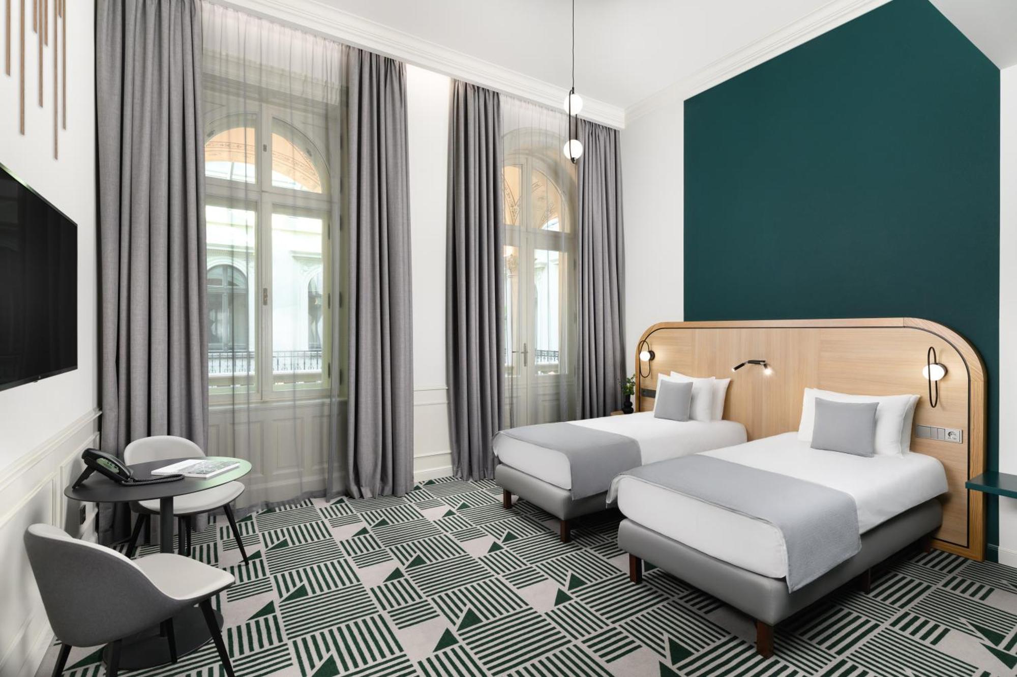 Hotel Oktogon Haggenmacher By Continental Group Будапеща Екстериор снимка