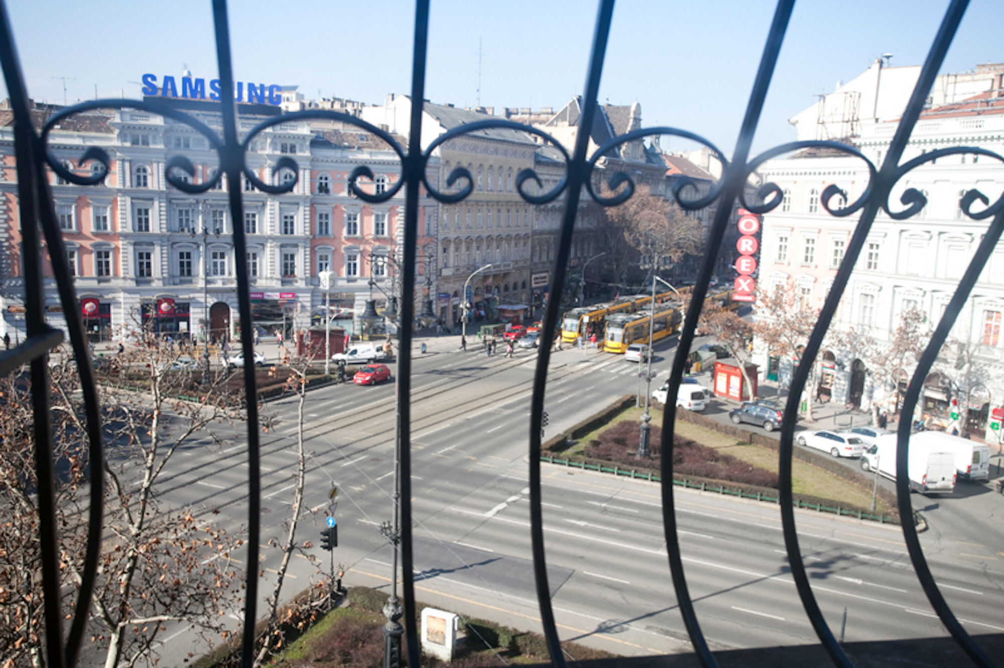 Hotel Oktogon Haggenmacher By Continental Group Будапеща Екстериор снимка